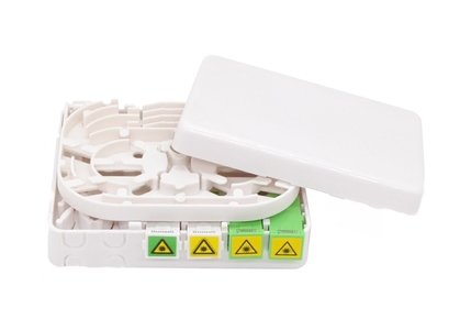 Caja FTTH 4 Puertos SC SX